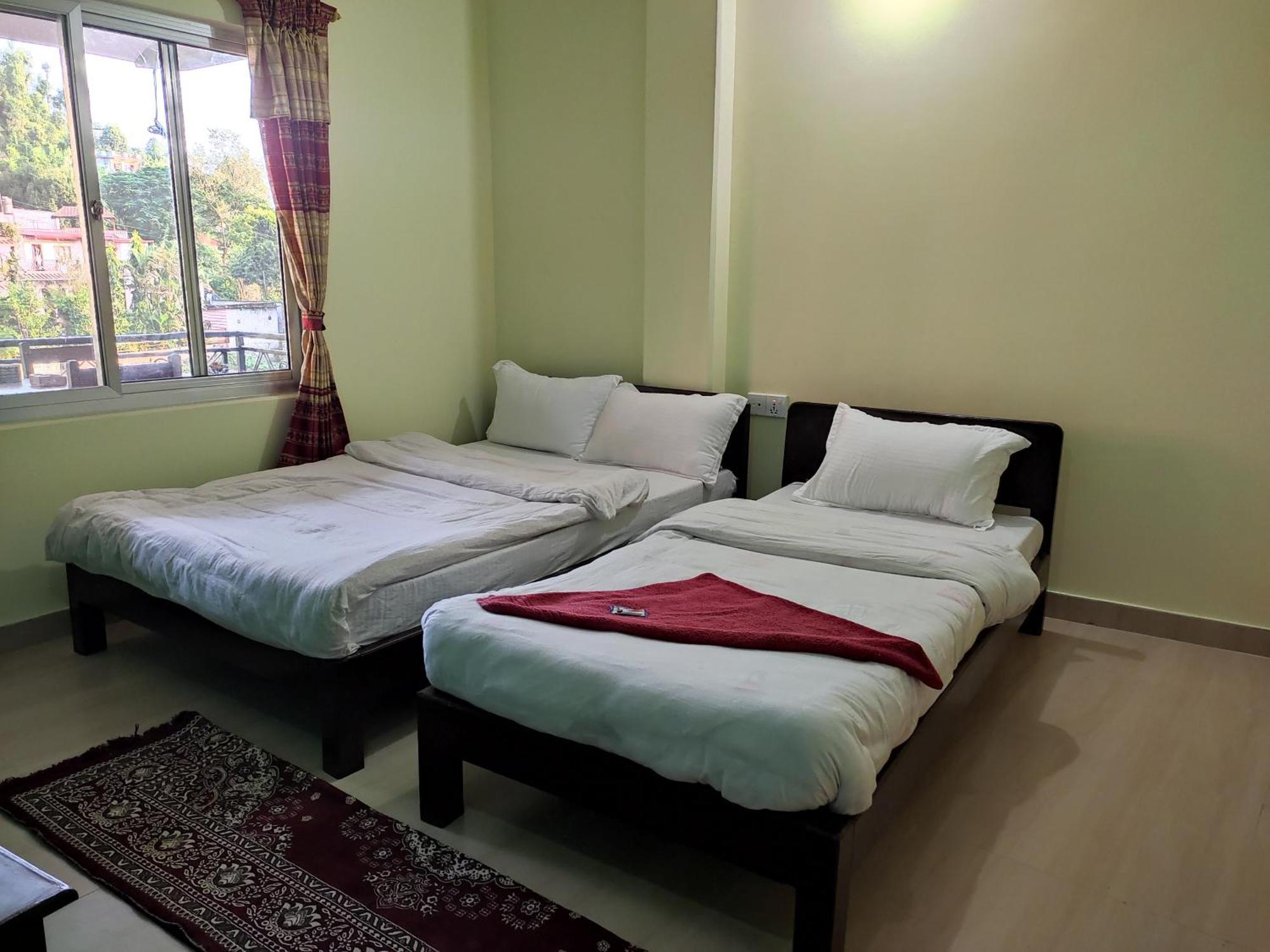 Hotel Green Hill View Pokhara Bilik gambar